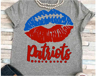 GOOD LUCK KISSES TO OUR FOOTBALL TEAM