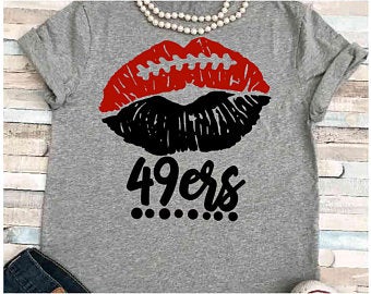 GOOD LUCK KISSES TO OUR FOOTBALL TEAM